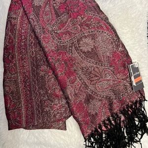 Pashmina scarf